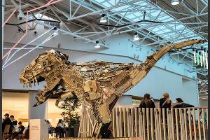 Динозавры Из Офисной Техники. В &Laquo;Меге&Raquo; Открылась Выставка В Стиле Трэш-Арт